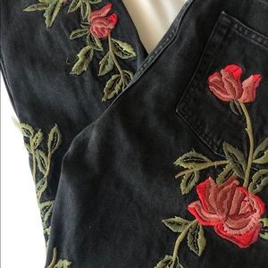 Top Shop Embroidered Mom Jeans